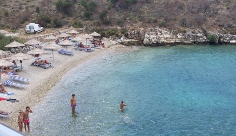 Mare cristallino, cene succulente e ospitalit�: l'altra faccia dell'Albania